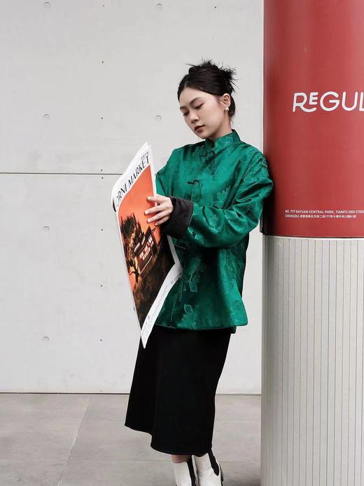 微瑕秒杀| 盛唐牡丹 |祖母绿石榴花对襟外套正反两穿 (不夹棉）[特价品](特殊商品不退不换) 商品图5