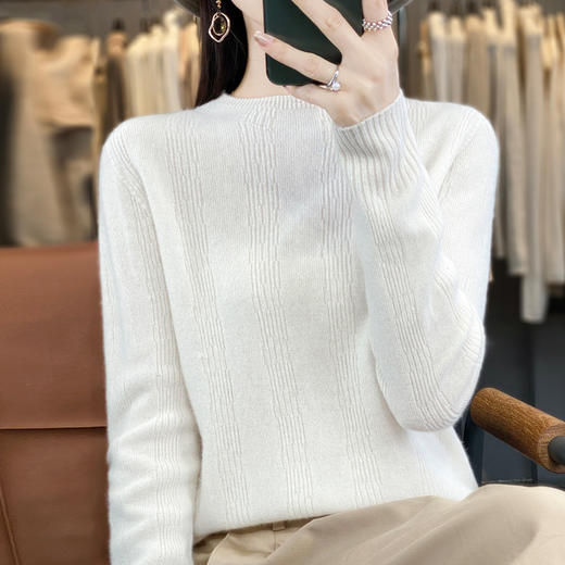 【双11】秋冬女半高领立领竖条纹宽松大码内搭打底衫QH-NJR-350 商品图3