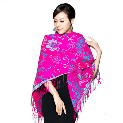 ALBB-丽江凤尾花披肩围巾两用加厚女秋冬季大方巾民族风羊绒披风 商品图4