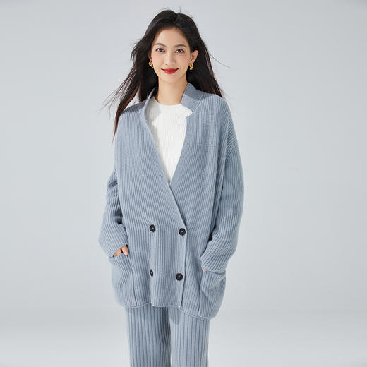 东黎 • 小山羊绒女士秋冬宽松西服版开衫 3420 商品图3