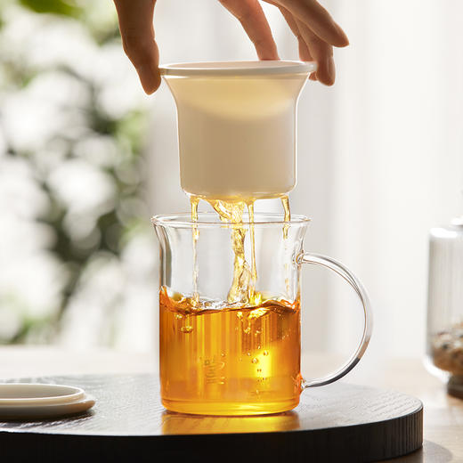 【鸣盏玻璃泡茶杯】羊脂玉瓷滤胆茶水分离办公陶瓷花茶杯男女士高颜值 商品图0