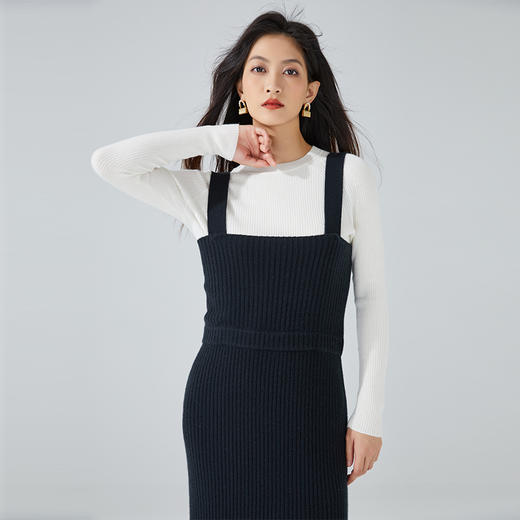 东黎 • 小山羊绒女士秋冬休闲背带气质显瘦连衣裙 3415 商品图1