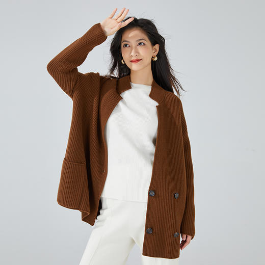 东黎 • 小山羊绒女士秋冬宽松西服版开衫 3420 商品图1