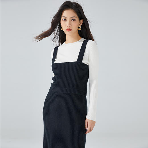 东黎 • 小山羊绒女士秋冬休闲背带气质显瘦连衣裙 3415 商品图0