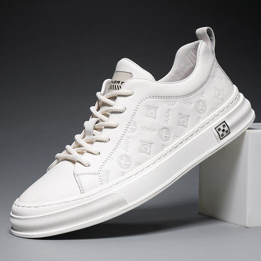 星期六男士柔软字母压纹休闲鞋SS23122001 商品图1