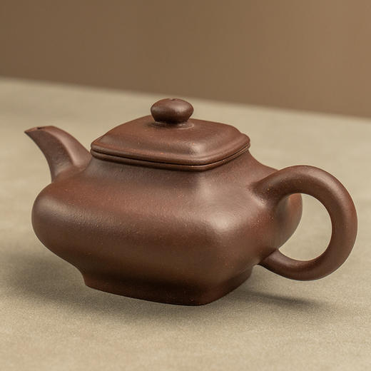 《四方书扁壶》 陈顺根   高级工艺美术师、资深紫砂艺术名家、工艺美术学会会员 商品图2