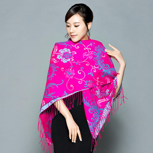 ALBB-丽江凤尾花披肩围巾两用加厚女秋冬季大方巾民族风羊绒披风 商品图0