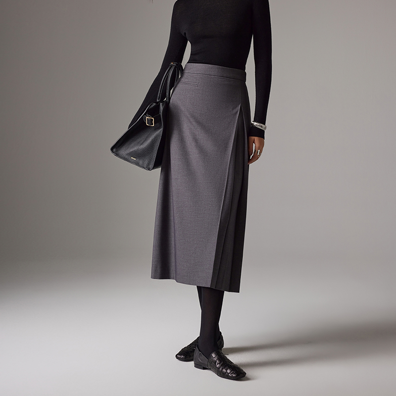IN AND ON知识分子风显瘦秋冬a字复古高腰立体褶裥包臀女半身裙53754