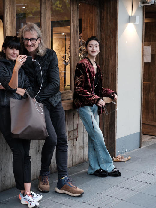 盛唐牡丹|丝绒烫金水貂毛夹棉斜襟系带上衣 商品图2