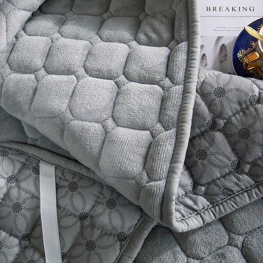 恒源祥（HYX） 恒源祥礼业TCD1002绒床垫 180*200cm 商品图4