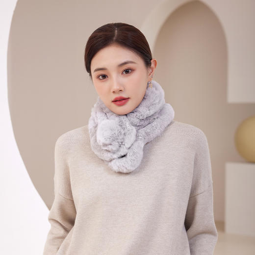 秋冬濑兔毛围脖 保暖围巾 商品图3