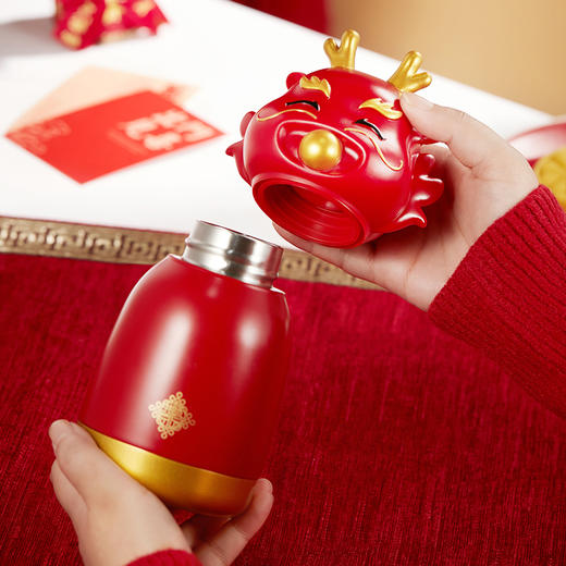 共禾京品中国红国潮风创意可爱转运瑞龙保温杯不锈钢水杯  保温6小时 商品图5