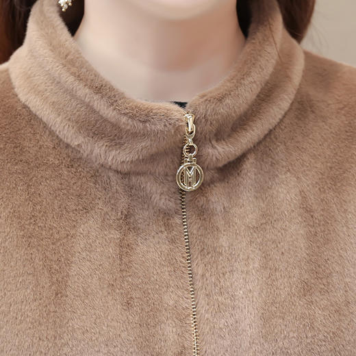 时尚仿貂绒外套，简约短款修身洋气毛呢上衣QYM-XQD-65D01-L 商品图3