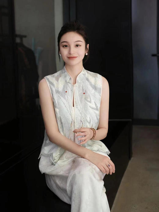 下架|盛唐牡丹|水绒蕾丝串珠马甲 商品图0