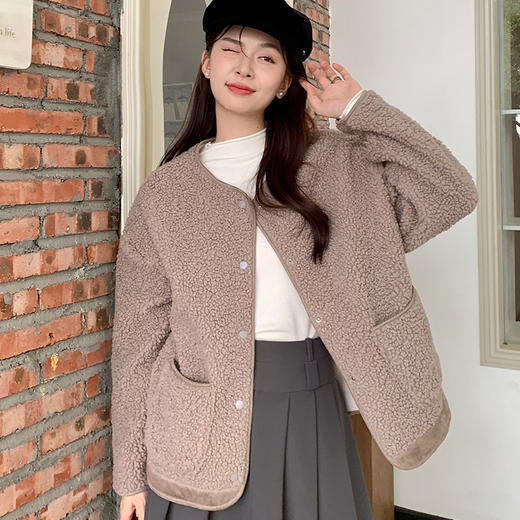 小羊驼小香风外套 显瘦时髦 短款纽扣毛呢开衫 秋冬百搭款 商品图7