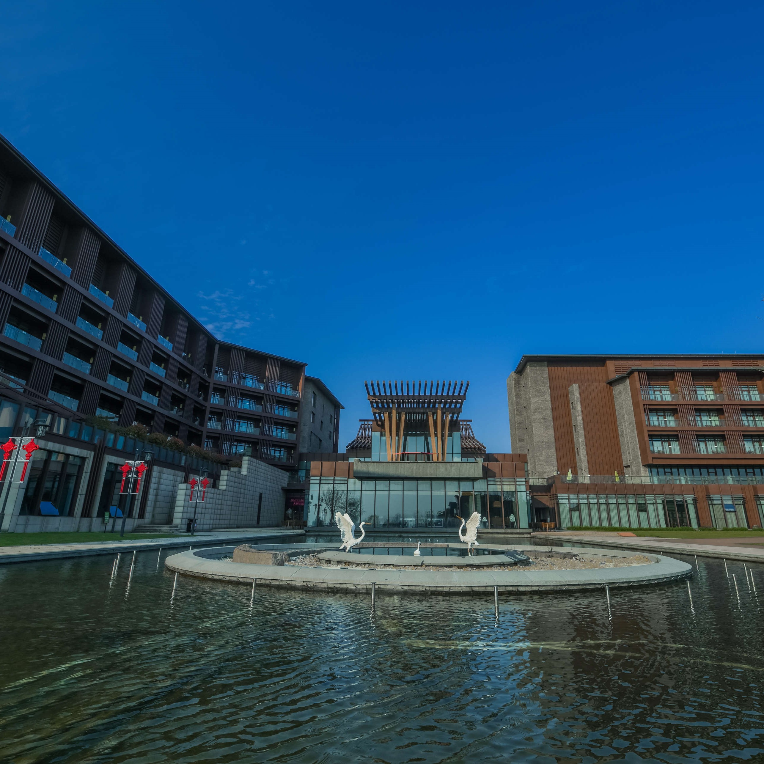 【聚会专享 | 周五不加价 | 超长有效期】镇江句容 | 茅山涵田度假村聚会套餐，499起/单人2晚，699起/单人3晚，2人起订，限时抢购~