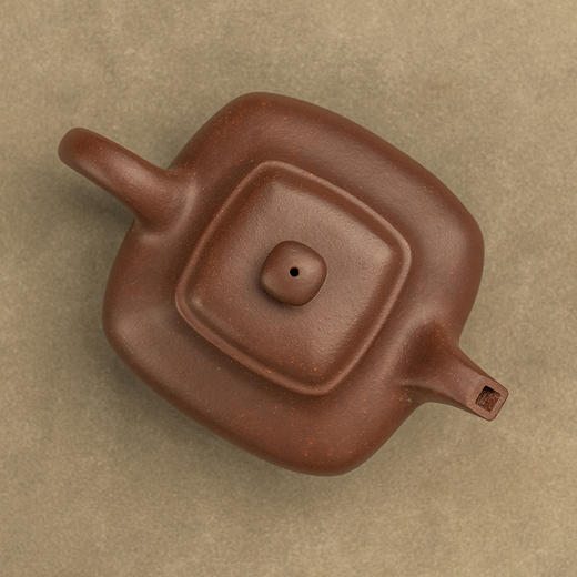 《四方书扁壶》 陈顺根   高级工艺美术师、资深紫砂艺术名家、工艺美术学会会员 商品图1