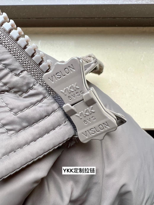 JN江南-蓬松饱满90白鸭绒三防面料可拆卸连帽羽绒服【包/清仓不退不换。 商品图10