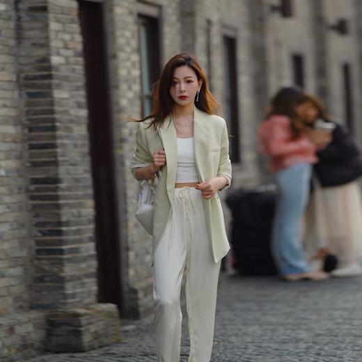 金蘑菇菇【甜茶西装】收官巨献！弹力TR 一款会呼吸的西装显瘦 商品图1