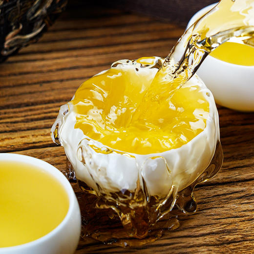 【618导火索】【十万大山】2023年头春头采西双版纳森林古树茶百山百味百山纳一味云南四大茶区拼配普洱茶生茶357g/饼 商品图9