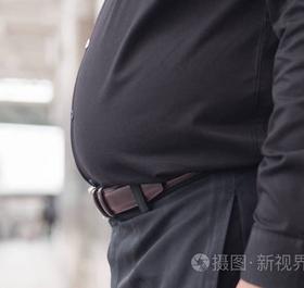  肚子一定要软，不然可能会生大病 