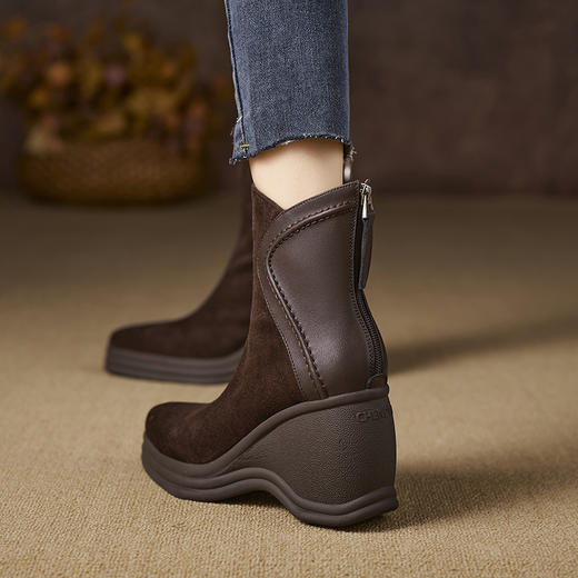 时尚百搭，厚底坡跟尖头后拉链短靴NWS-N9417 商品图2