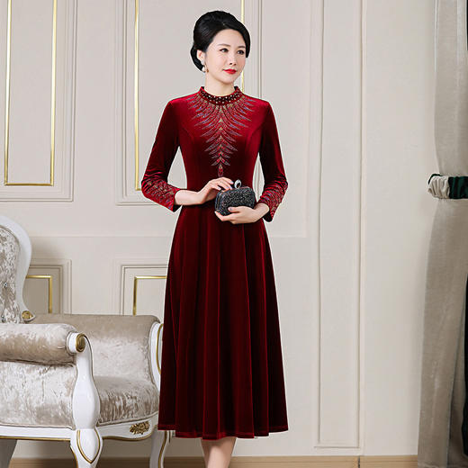上海旗袍厂 MLY-秋装九分袖钉珠大摆新款专柜同款婚宴服奥黛款 商品图2