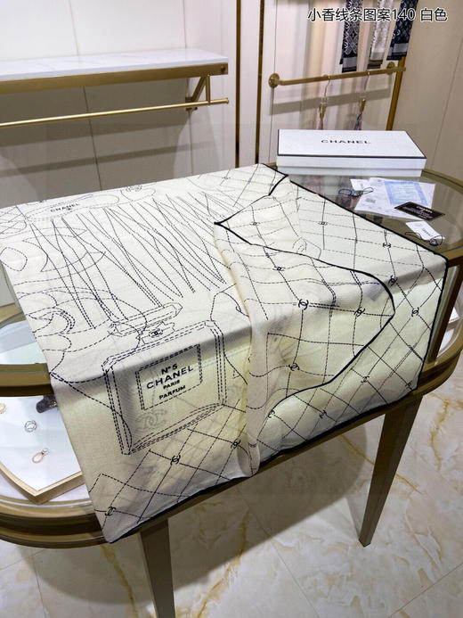 秋冬特惠💰390 香奈儿新款小香【小香线条图案140cm系列】羊绒方巾 商品图7