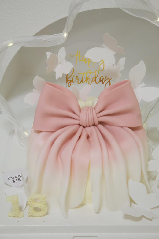 渐变蝴蝶结蛋糕（翻糖款） 商品图1