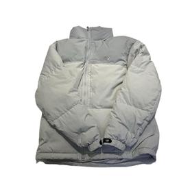 北三楼新百伦精品服装