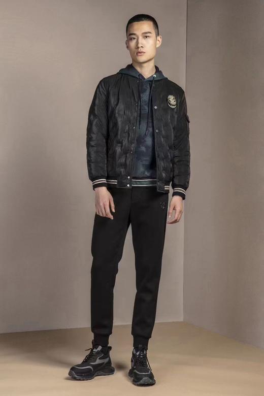 4fVY羽绒服 商品图0