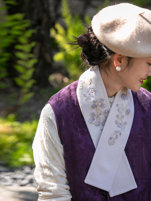 牧衣游原创 菊花刺绣纯羊绒围巾----- 暖暖【不支持会员折】 商品图1