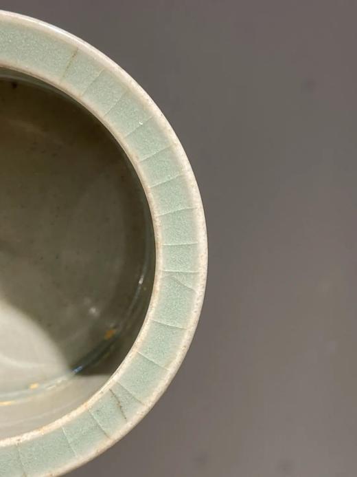 龙泉窑粉青釉奁式三足炉，顺丰包邮 商品图8