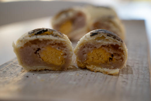 【小家碧芋】农场芋头蛋黄酥（6枚装） 商品图3