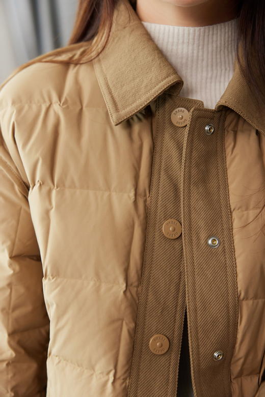 轻盈御寒翻领鹅绒服 商品图7