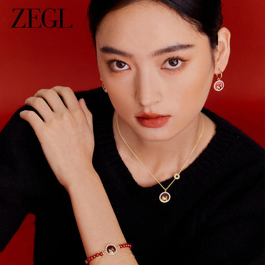 ZEGL设计师本命年龙系列鸿运萌龙耳环女红玛瑙圆牌耳钉银针耳饰品 商品图5