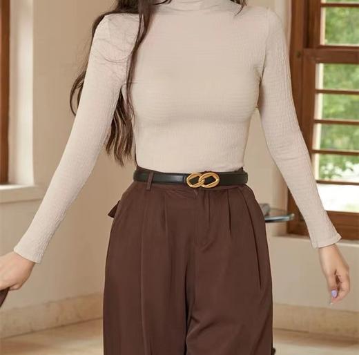 【修饰身形！显瘦有型】保暖上衣打底衫女，百搭小立体，秋冬外穿极简舒适棉超弹褶皱泡泡棉半高领轻薄 商品图2