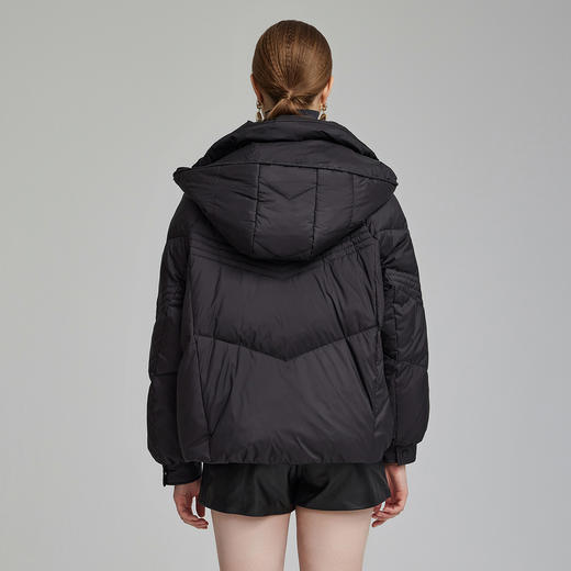 NR007斯尔丽2023冬季新款时尚设计感宽松短款减龄保暖显高白鸭绒羽绒服 商品图1