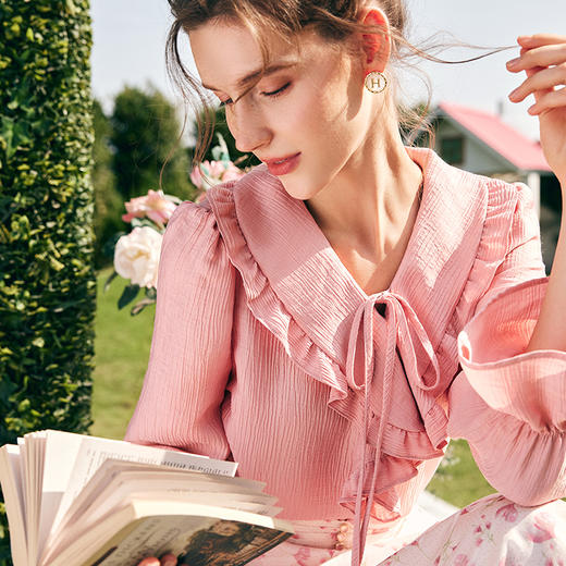 OLrain欧芮儿法式粉色蕾丝雪纺衫女秋季2023年新款宽松泡泡袖小衫 商品图1