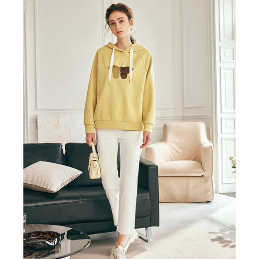 OLrain欧芮儿法式连帽卫衣女秋季2023新款宽松慵懒蝴蝶珠片绣上衣 商品图3