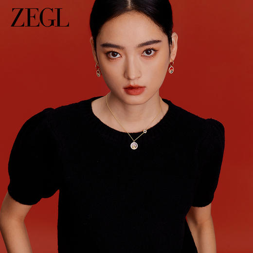 ZEGL设计师本命年龙系列鸿运萌龙耳环女红玛瑙圆牌耳钉银针耳饰品 商品图4