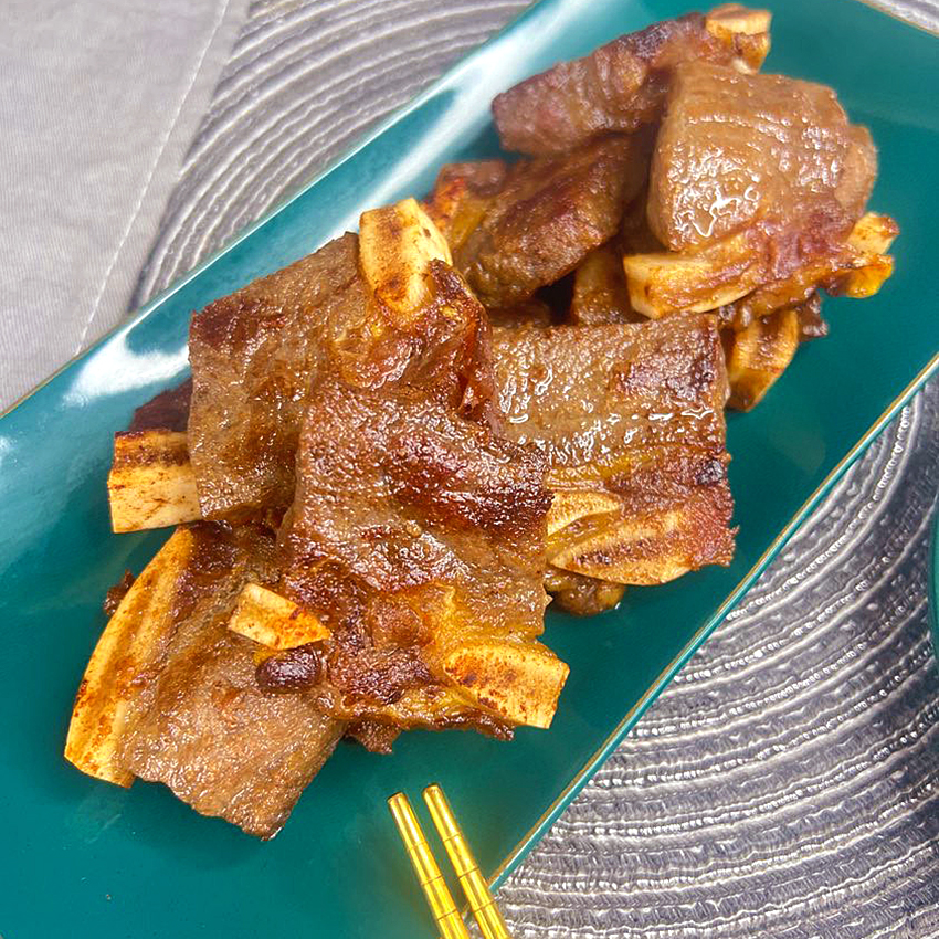 『黑椒牛仔骨』免洗免切，净腌入味，肉质嫩，鲜汁足