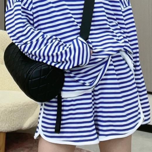 3-1潘依绣丁丁宠粉 丁丁推荐  定制松紧腰条纹针织短裤  W-6787 商品图1