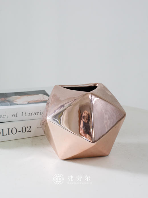 玫红色金花盆 商品图0