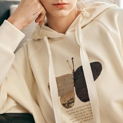 OLrain欧芮儿法式连帽卫衣女秋季2023新款宽松慵懒蝴蝶珠片绣上衣 商品图6