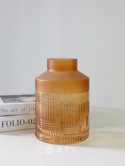 浮雕花瓶【任选一个，下单备注颜色】 商品图0