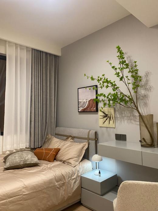 晨熙园次卧布艺实木多层板床 商品图1