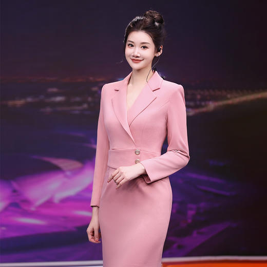 IWY/长袖粉色播音艺考主持人正装女修身显瘦职业装高级感西装裙子22Q232 商品图0