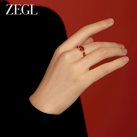 ZEGL设计师本命年龙系列红玛瑙戒指女生小众设计高级感新年食指戒 商品图3