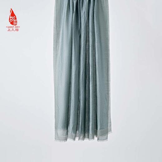 SAINTJOY/上久楷 羊绒围巾  披肩  羊绒缎纹风清月白长披肩 PJS23016 商品图2